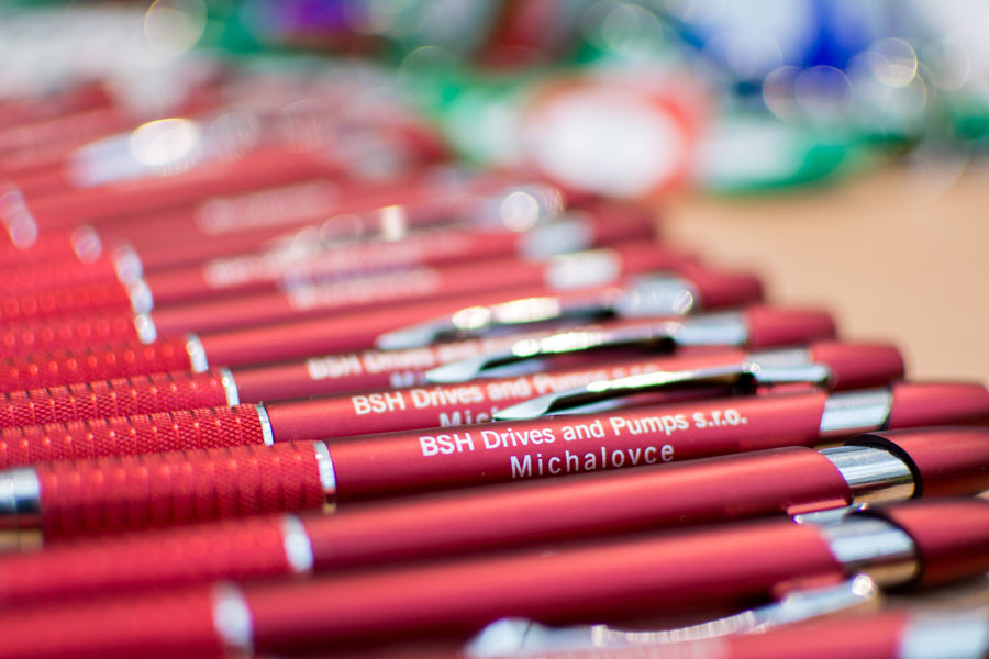 bedruckte-kugelschreiber-als-werbung